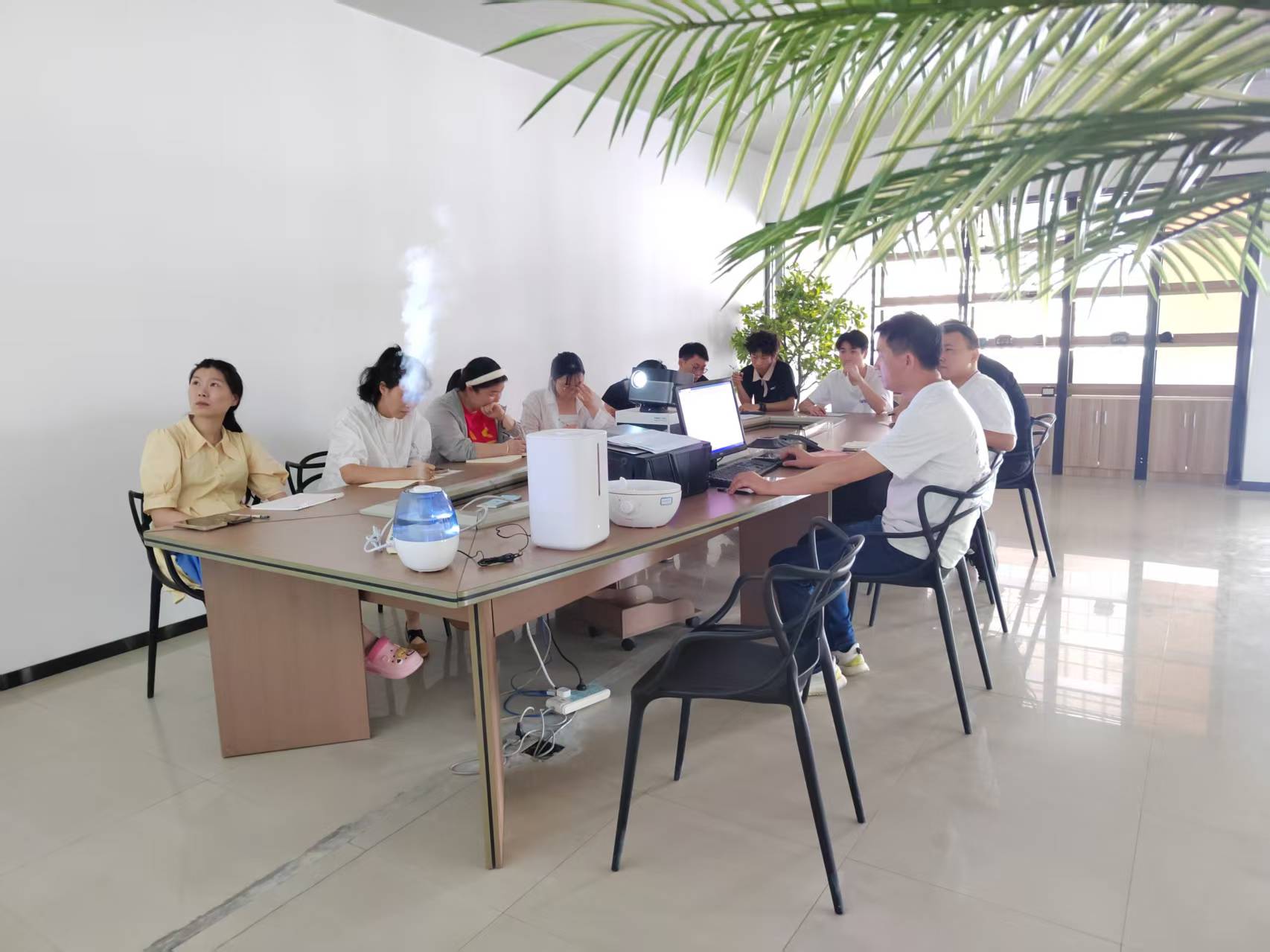 جلسه آموزش دانش رطوبت ساز